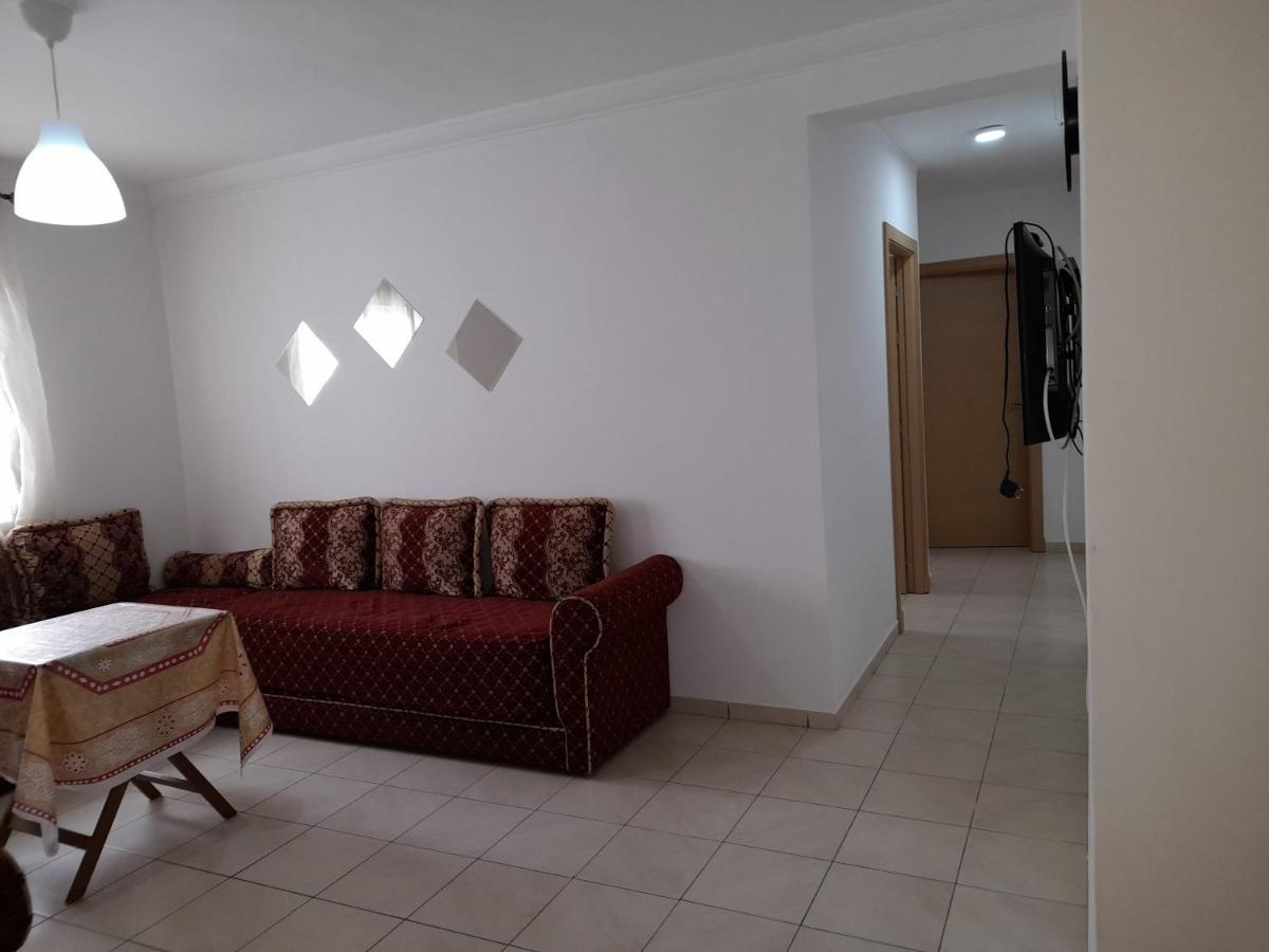 Beau Et Propre De Famille Dans Un Immeuble Calme Et Familiale A Bab Sebta Apartment *